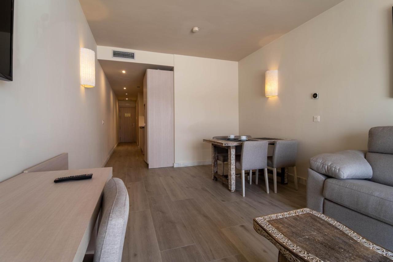 Aljarafe Suites By Qhotels Gelves Exterior foto
